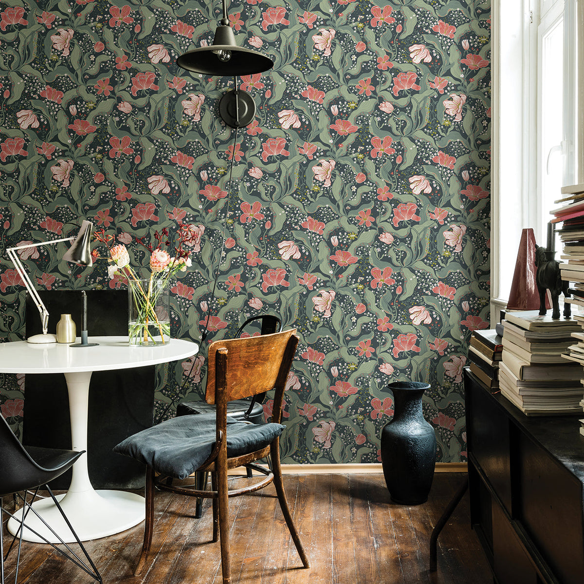 Bodri Tulip Garden Wallpaper wallpaper detail or room view