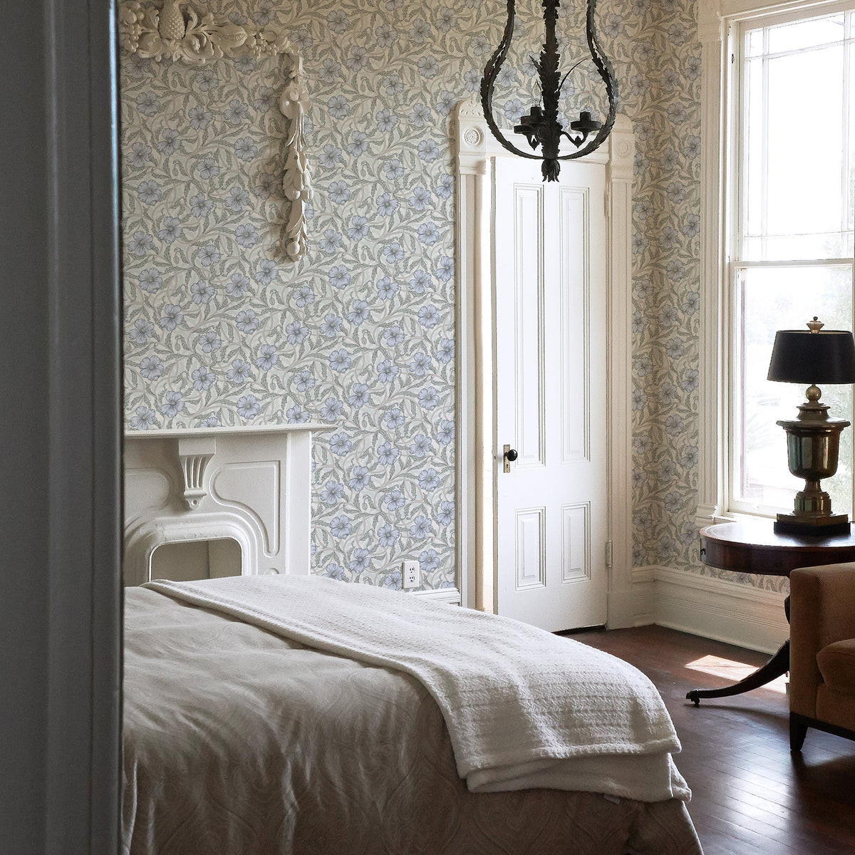 Imogen Floral Wallpaper wallpaper detail or room view