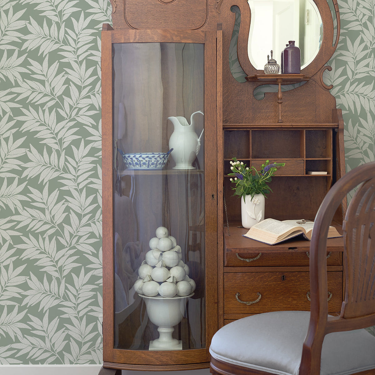 Morris Leaf Wallpaper wallpaper detail or room view