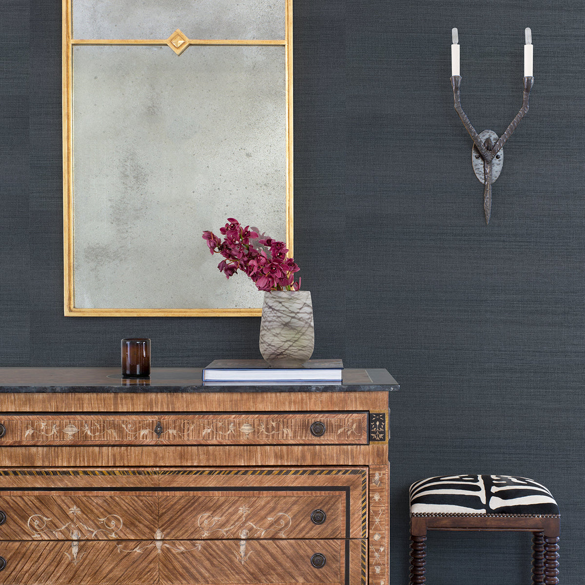 Victoria Sisal Grasscloth Wallpaper wallpaper detail or room view