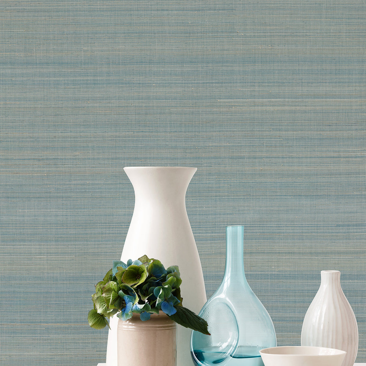 Mai Abaca Grasscloth Wallpaper wallpaper detail or room view