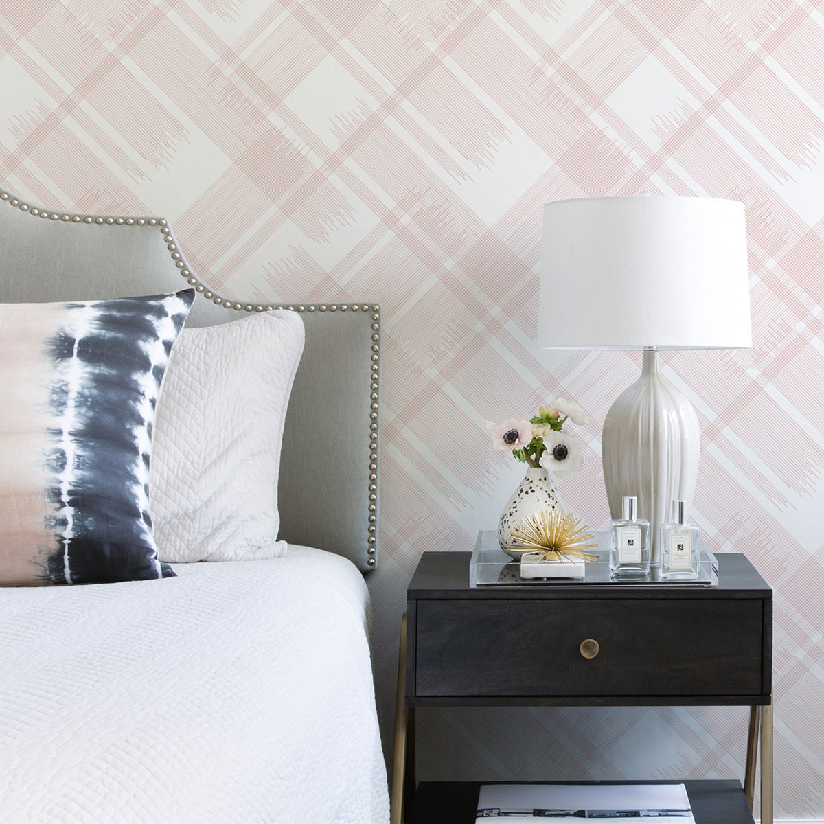 Zag Modern Plaid Wallpaper wallpaper detail or room view