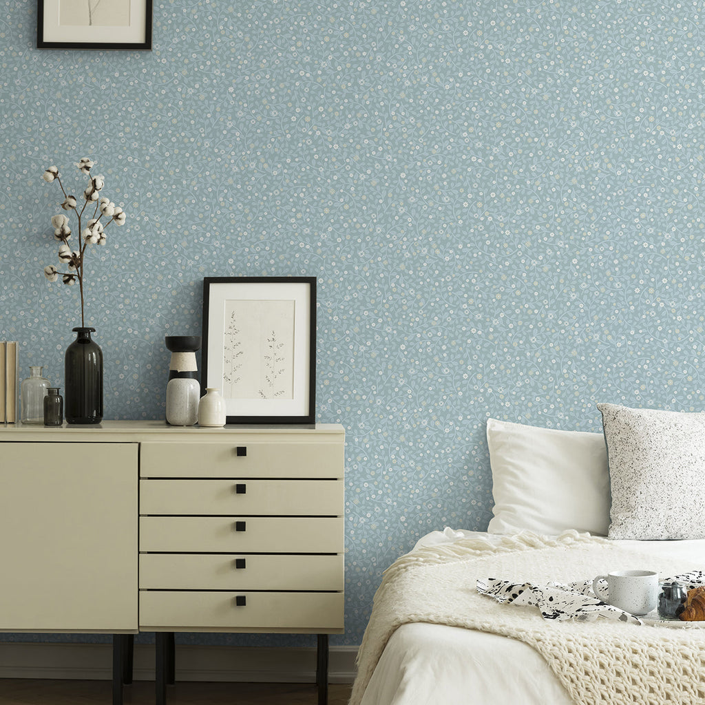 Hummelvik Daisy Trail Wallpaper wallpaper detail or room view