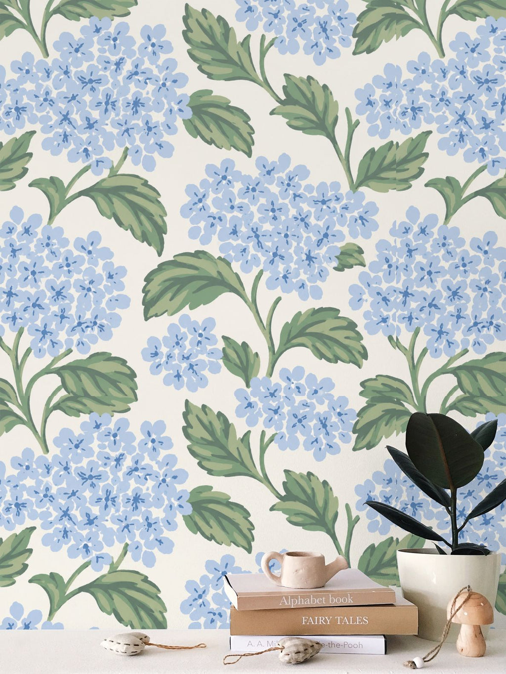 HYDRANGEA + SEEK