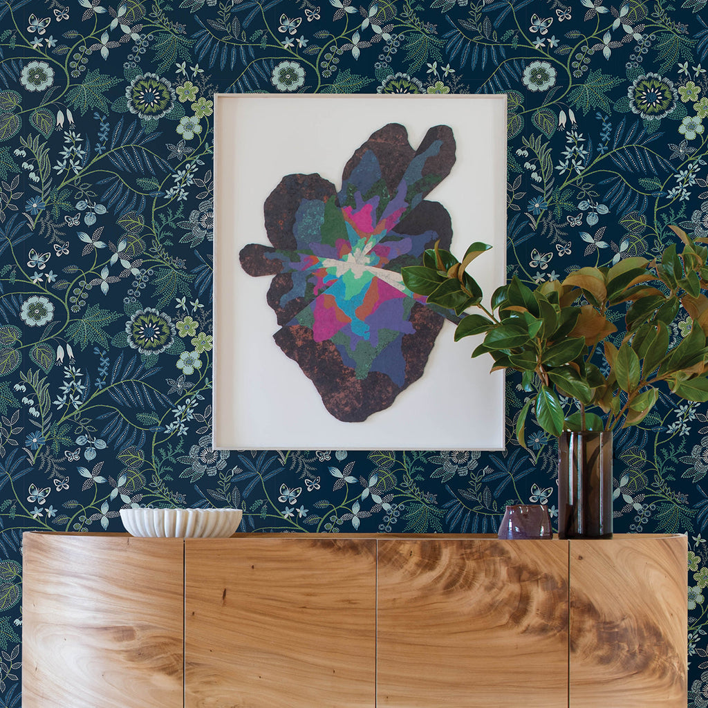 Marilyn Floral Trail Wallpaper wallpaper detail or room view
