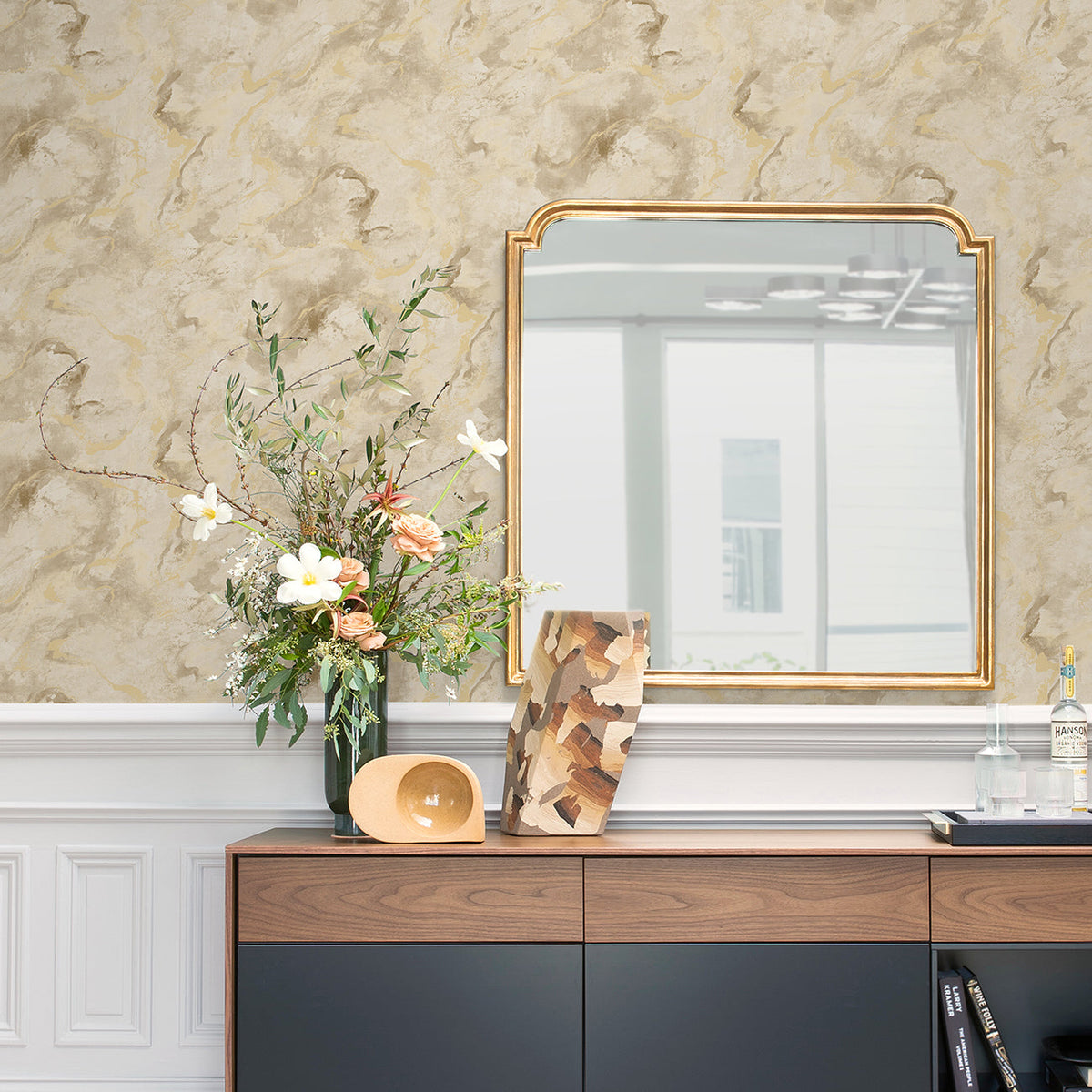 Silenus Marbled Wallpaper wallpaper detail or room view