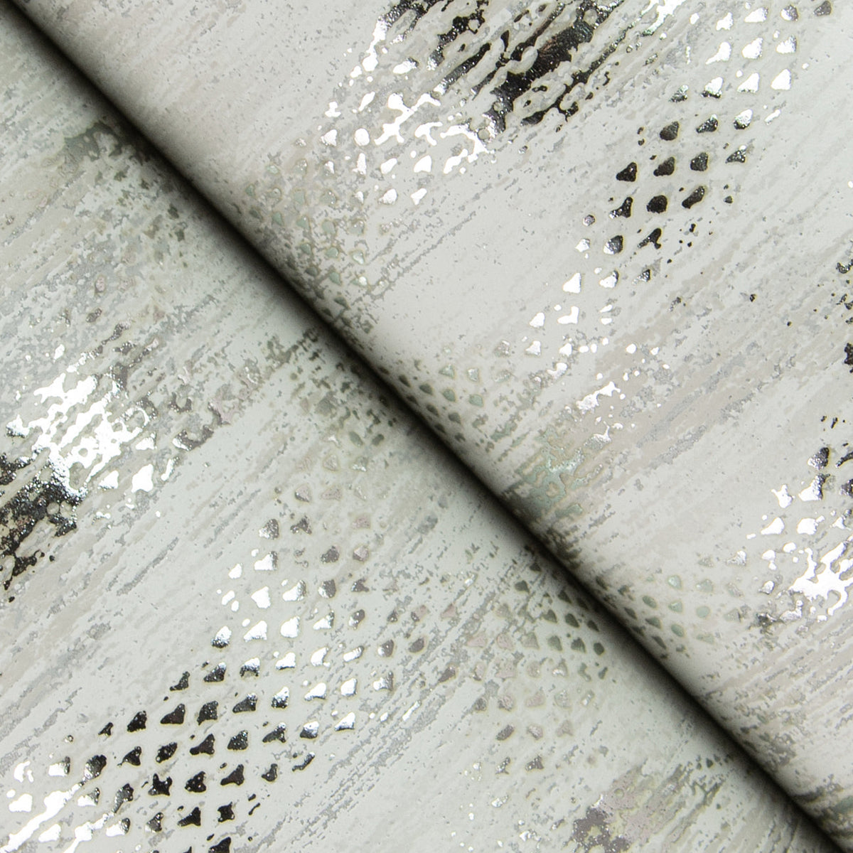 Kintana Abstract Trellis Wallpaper wallpaper detail or room view