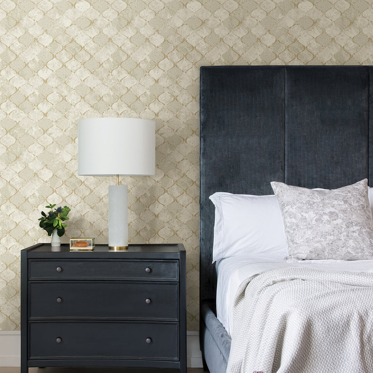 Pilak Ogee Tile Wallpaper wallpaper detail or room view