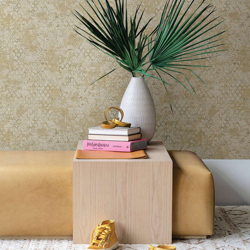 Zilarra Abstract Snakeskin Wallpaper wallpaper detail or room view
