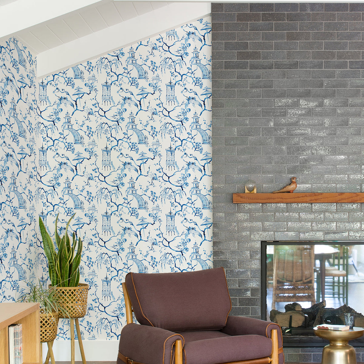 Serena Chinoiserie Wallpaper wallpaper detail or room view