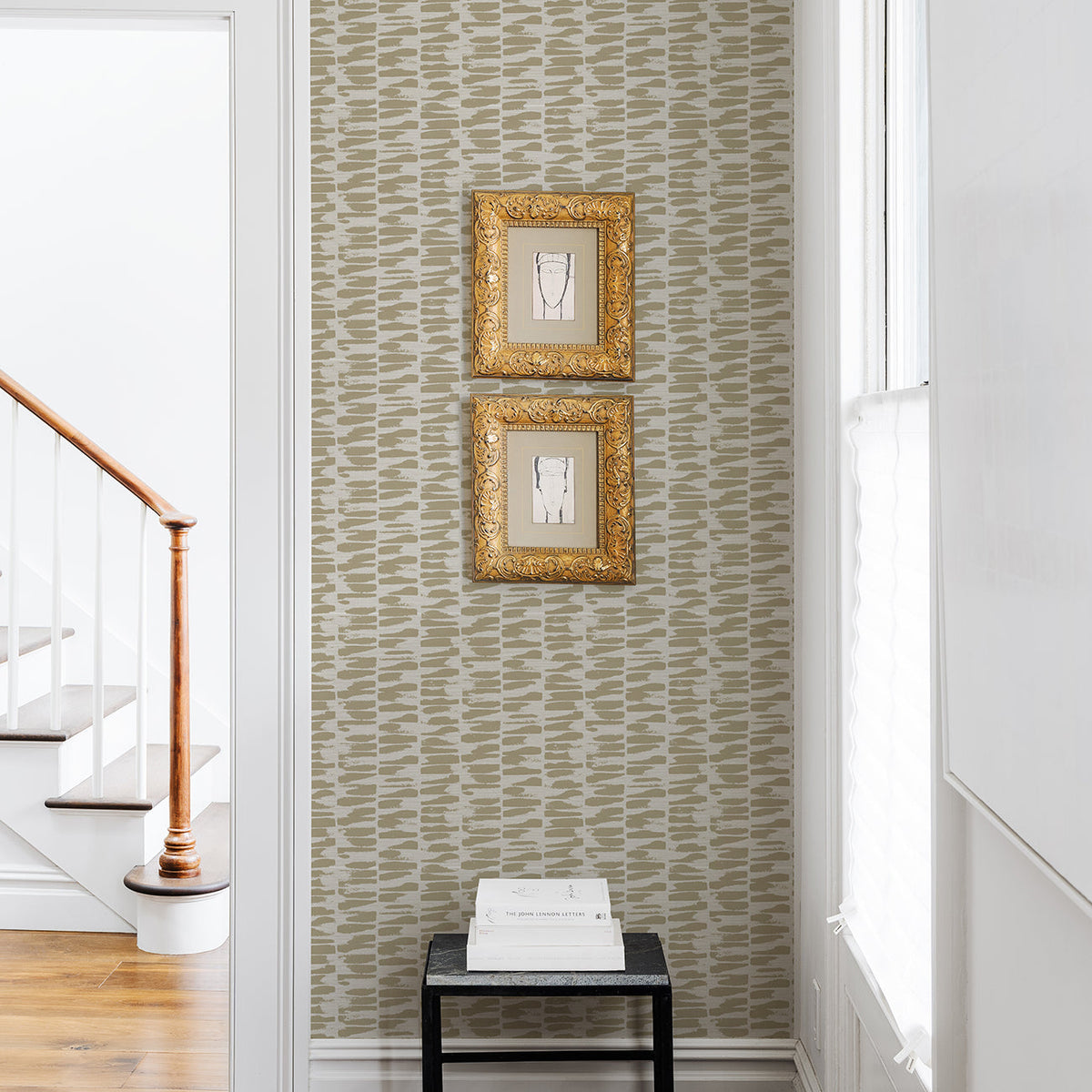 Myrtle Abstract Stripe Wallpaper wallpaper detail or room view