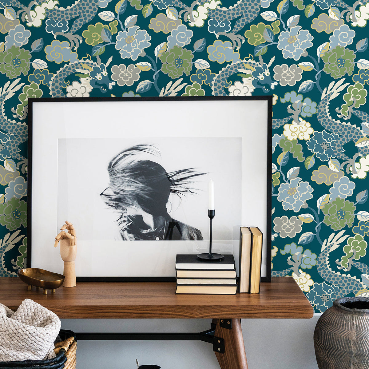 Yanci Dragon Wallpaper wallpaper detail or room view