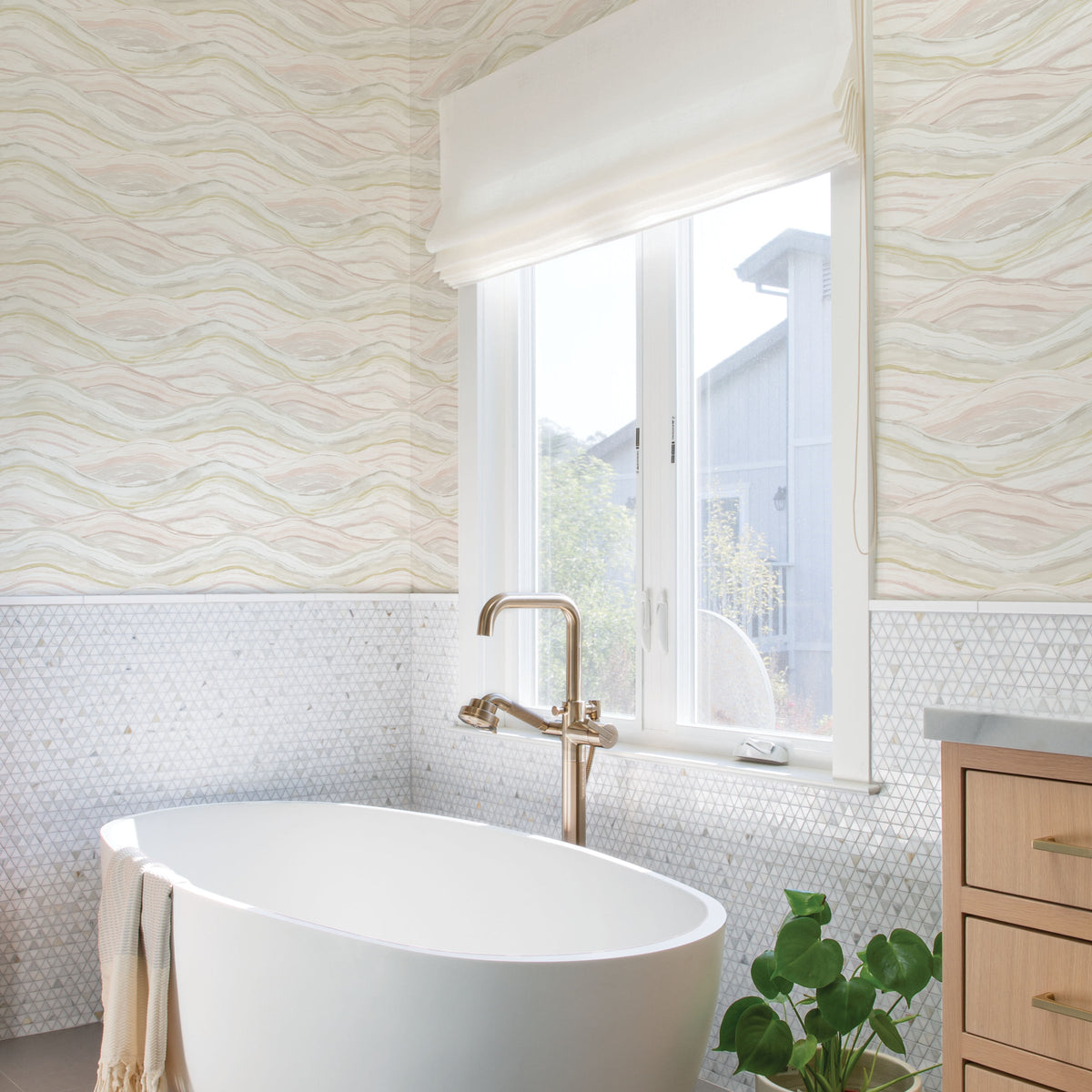 Dorea Striated Waves Wallpaper wallpaper detail or room view