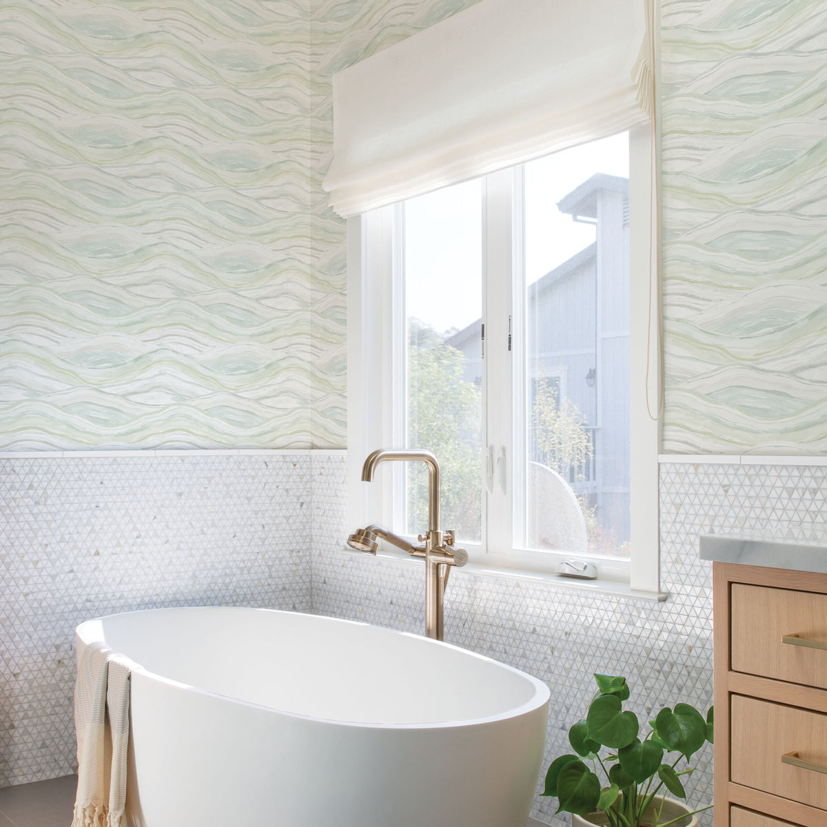 Dorea Striated Waves Wallpaper wallpaper detail or room view