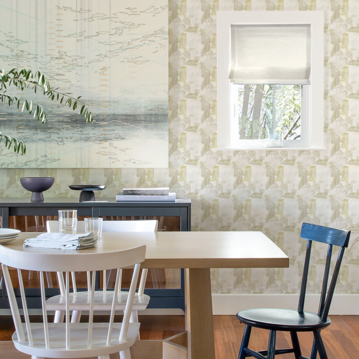 Perrin Gem Geometric Wallpaper wallpaper detail or room view