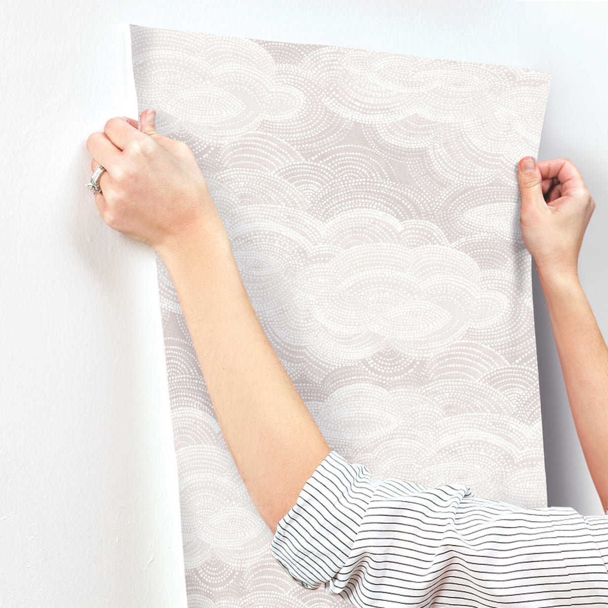 Vision Stipple Clouds Wallpaper wallpaper detail or room view