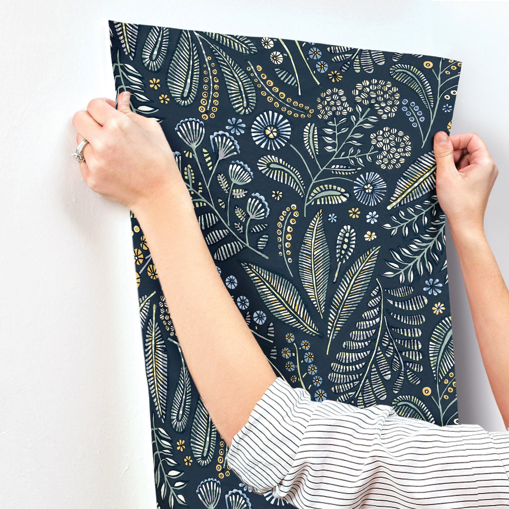 Briar Floral Wallpaper wallpaper detail or room view