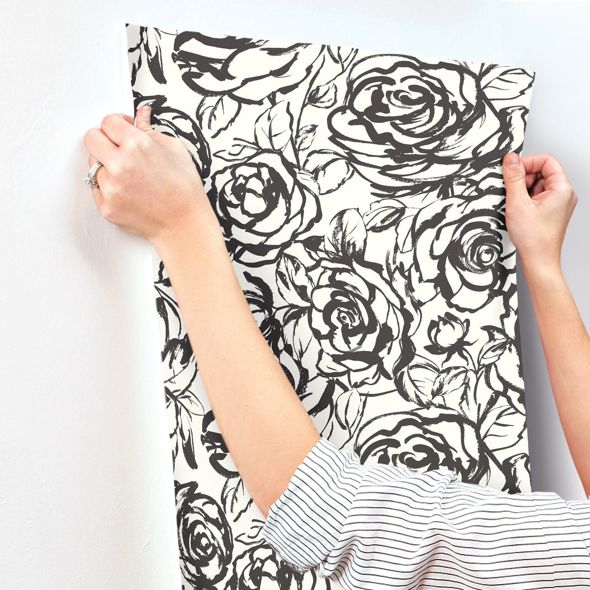 Nelda Rose Wallpaper wallpaper detail or room view