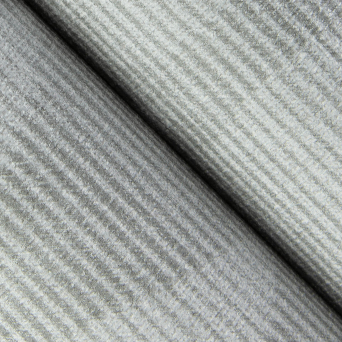 Mirko Ogee Wallpaper wallpaper detail or room view
