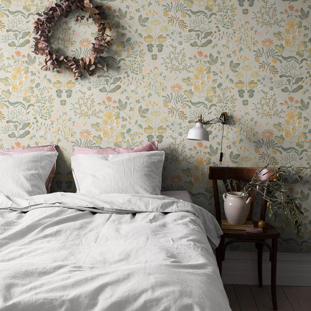 Groh Floral Wallpaper wallpaper detail or room view