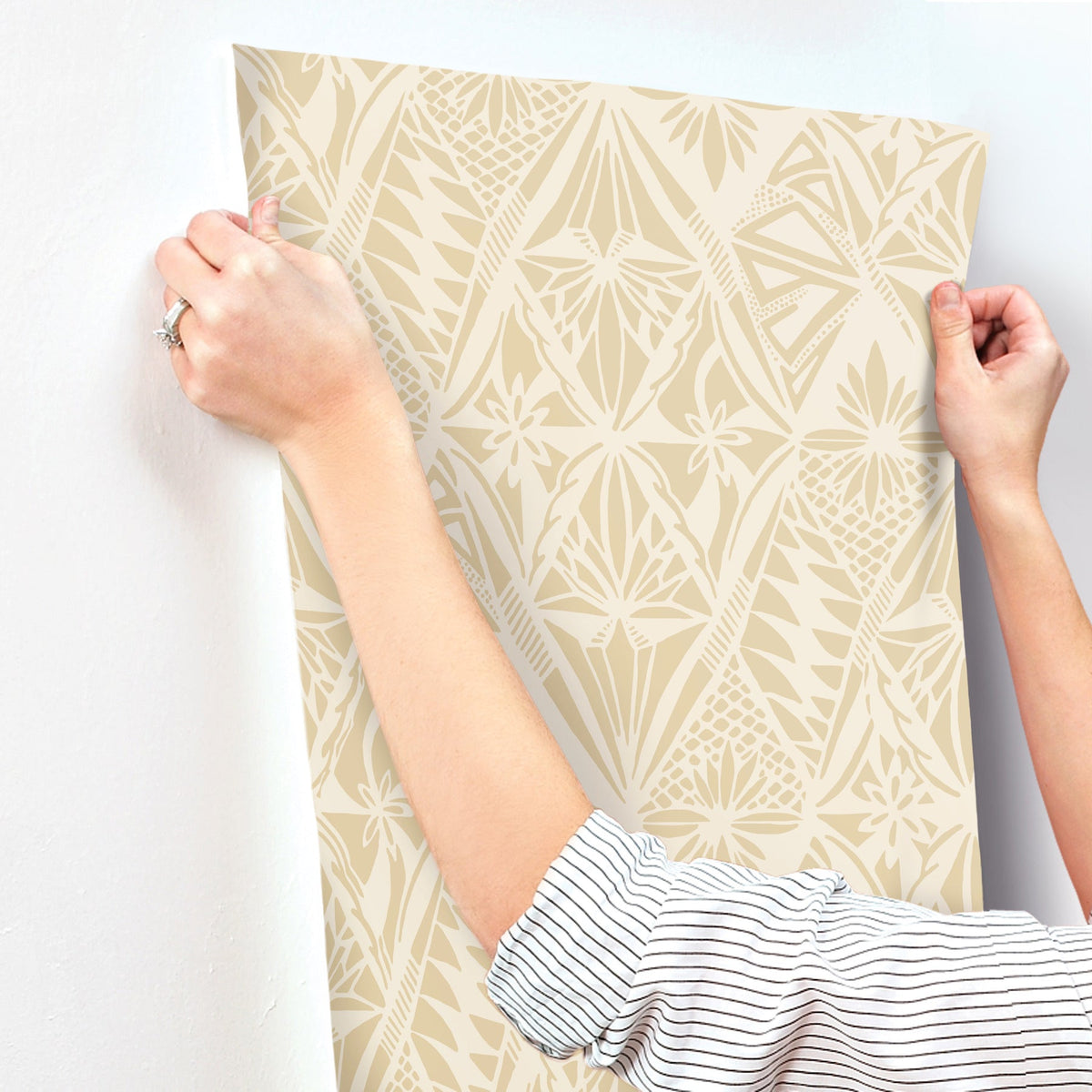 Urbane Diamonds Wallpaper wallpaper detail or room view