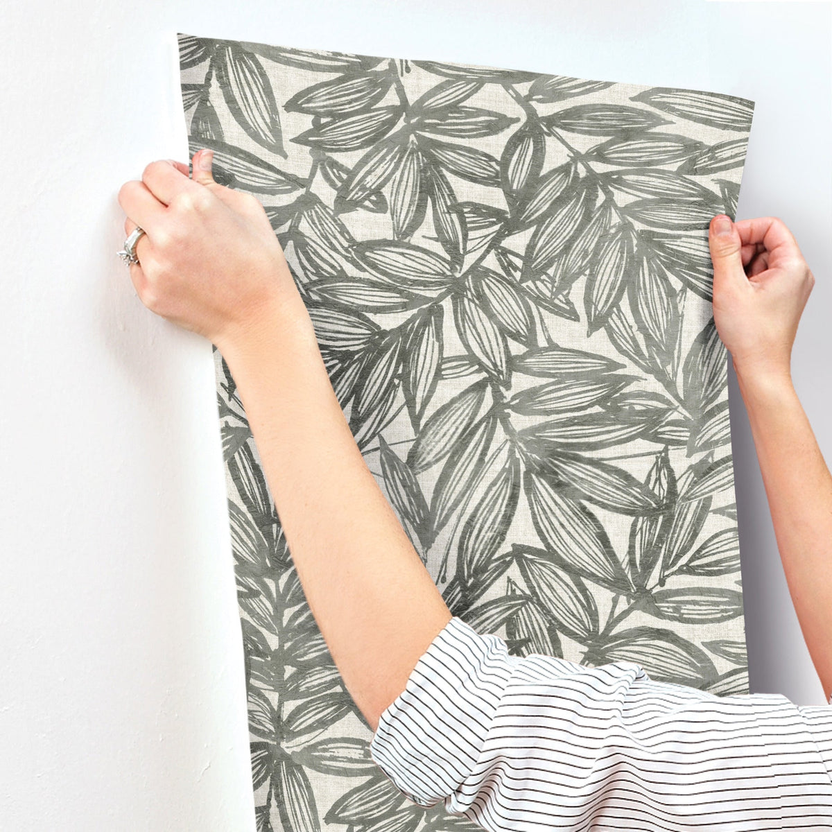 Rhythmic Leaf Wallpaper wallpaper detail or room view