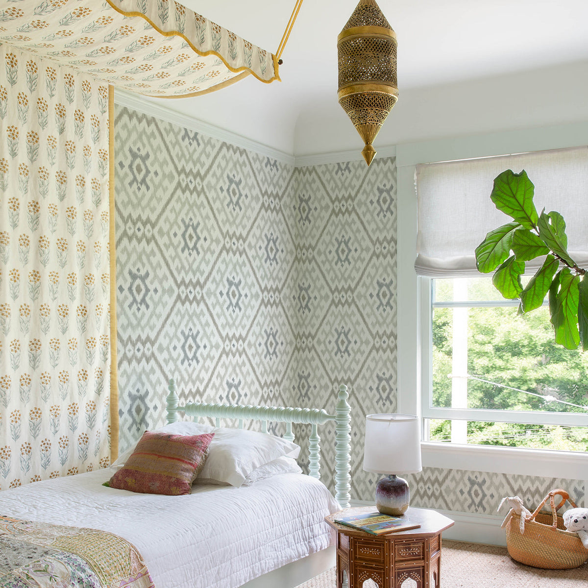Solola Ikat Wallpaper wallpaper detail or room view