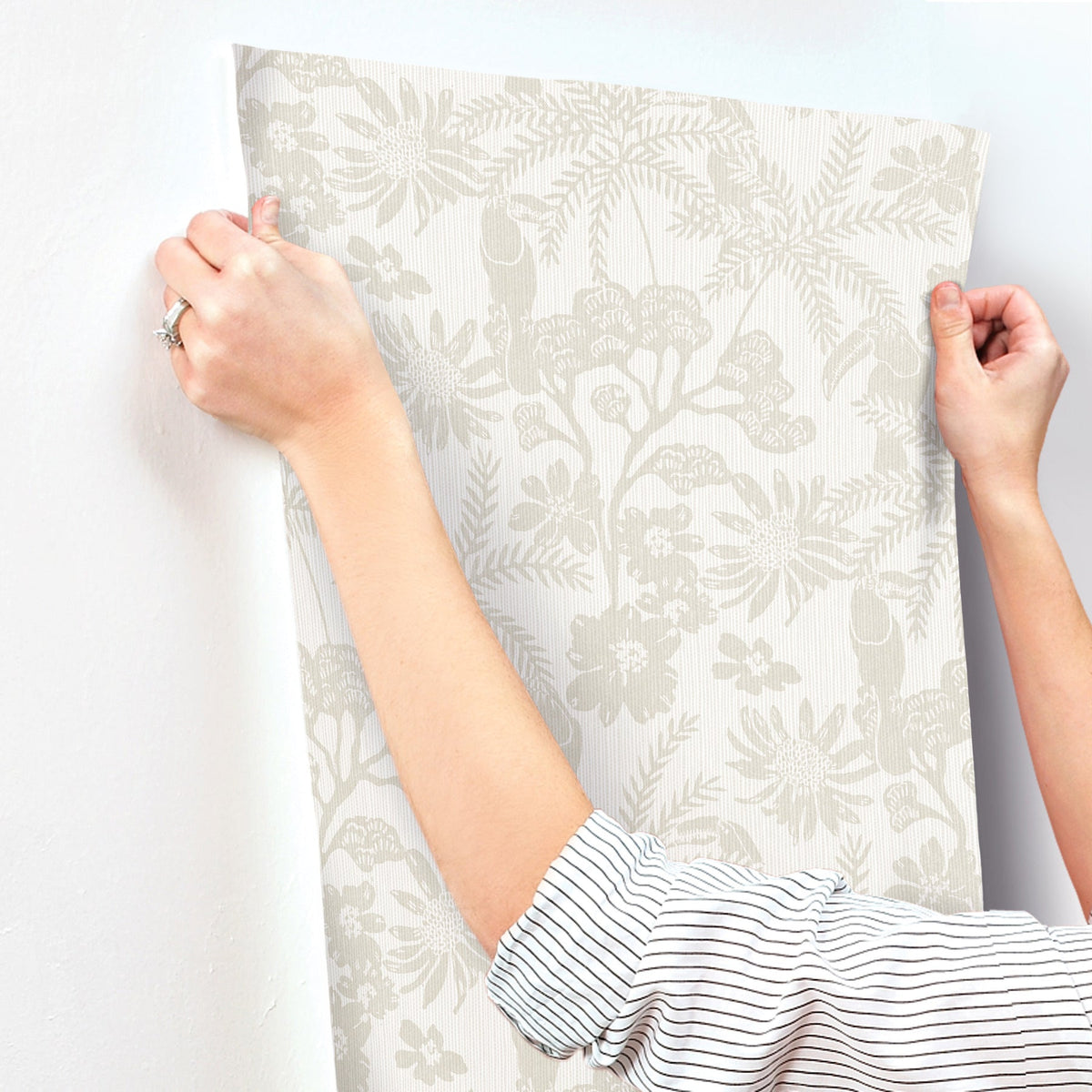 Jacaranda Tropical Trail Wallpaper wallpaper detail or room view