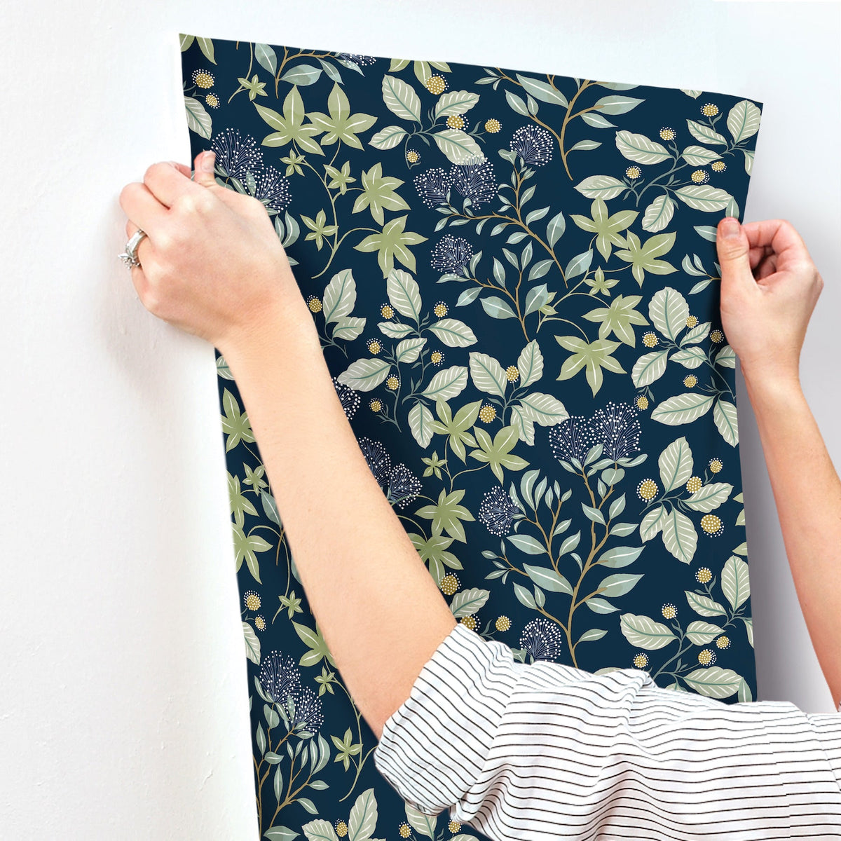 Mildred Botanical Trail Wallpaper wallpaper detail or room view