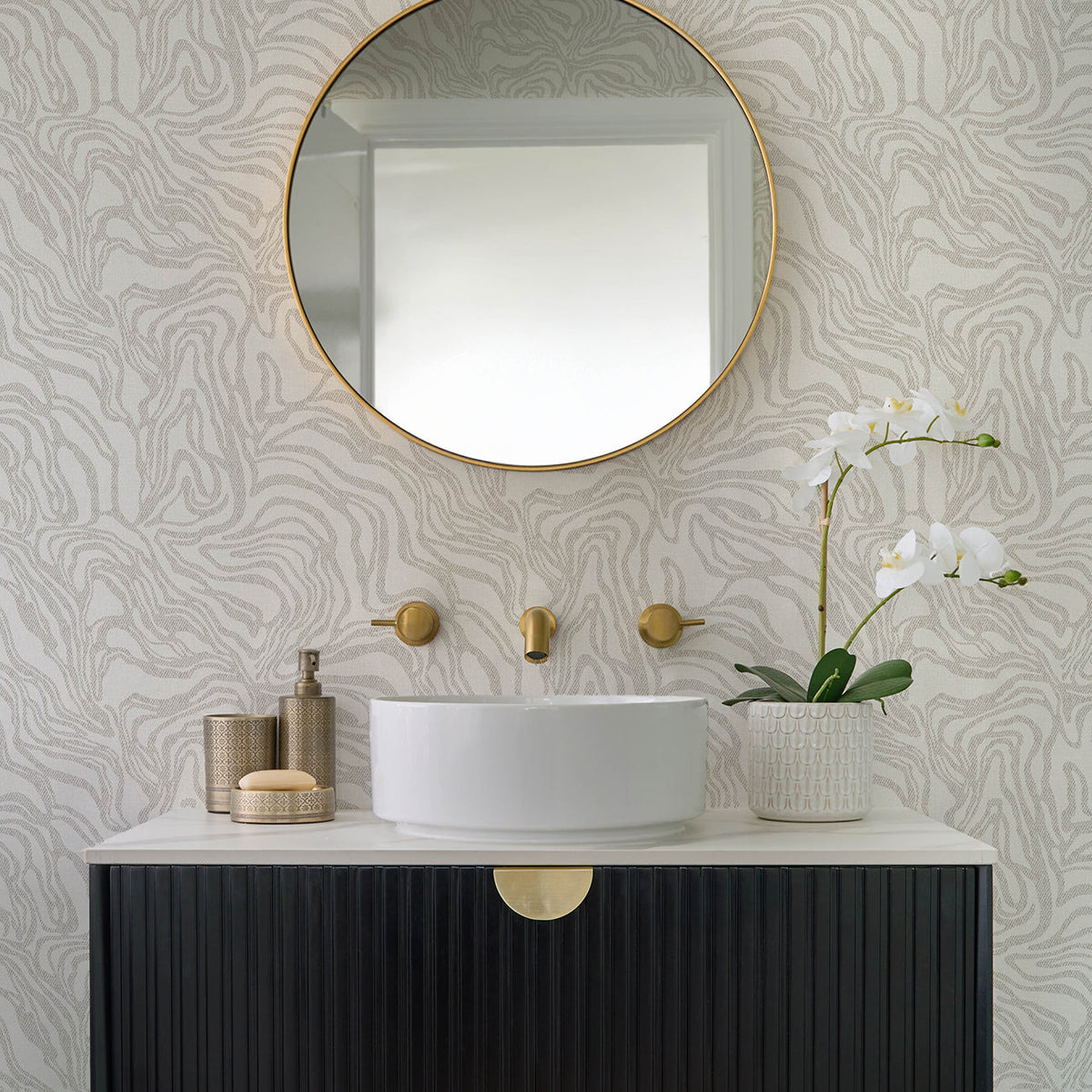 Massar Modern Marbled Wallpaper wallpaper detail or room view