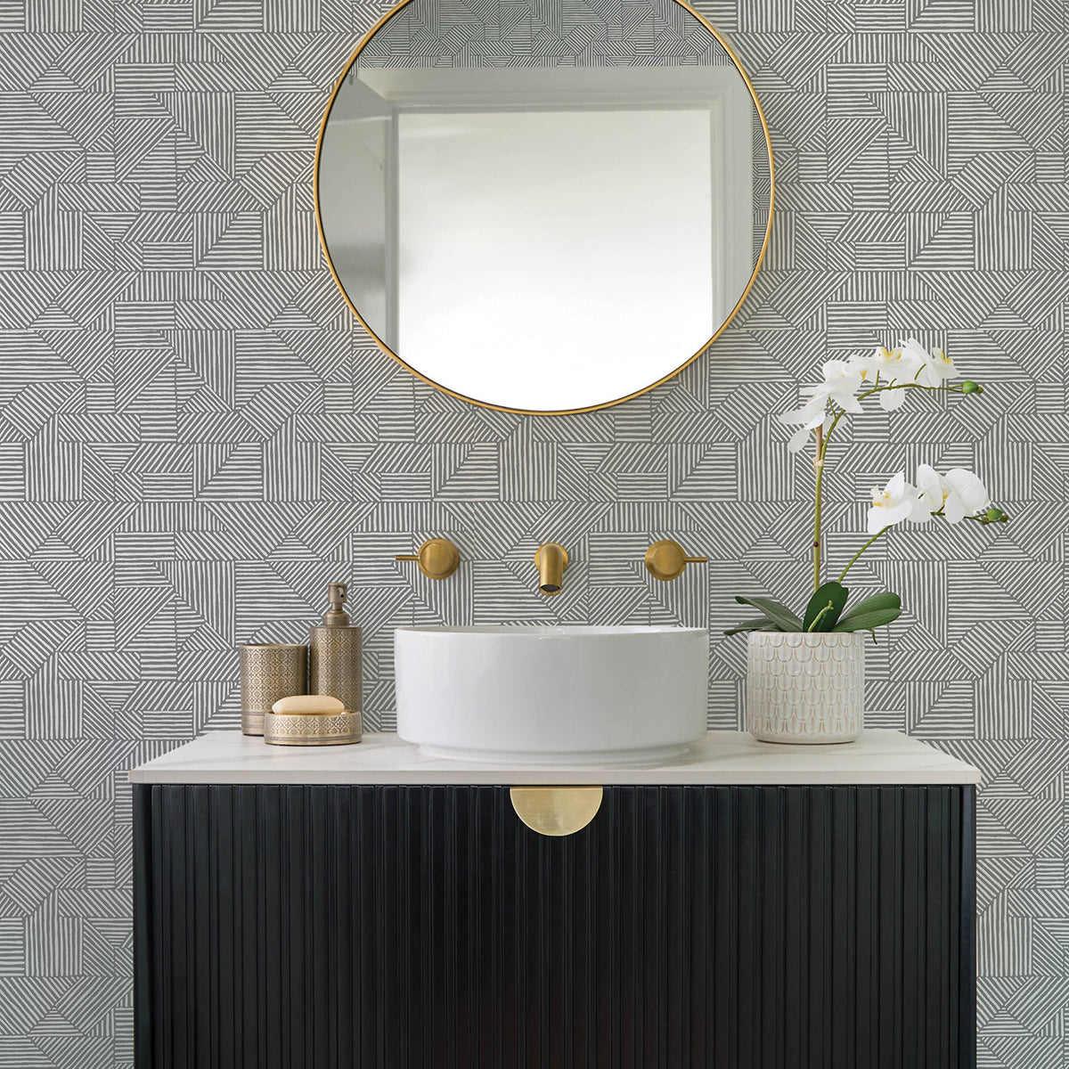 Crescendo Block Geometric Wallpaper wallpaper detail or room view